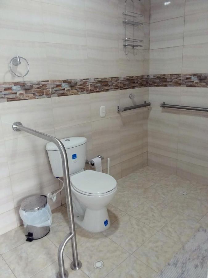 C&H Casa Campestre El Oasis Ricaurte Girardot Bed and Breakfast Buitenkant foto